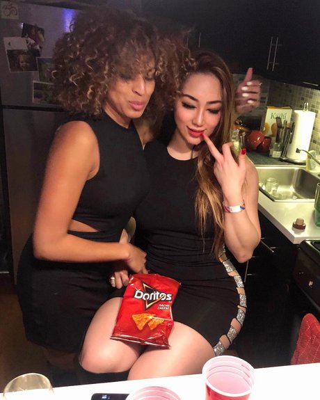 beautiful onlyfans adult photo