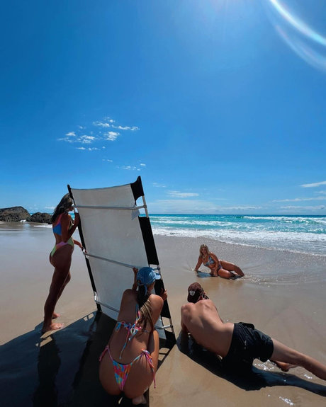 Kayla Evans hot actress picture