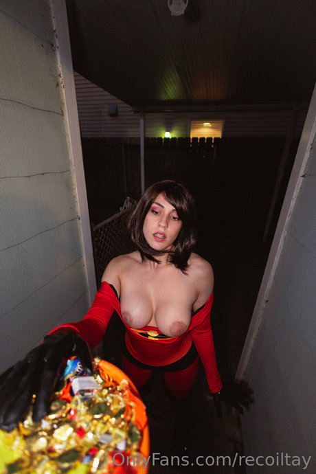 Taylor Feingold star top image