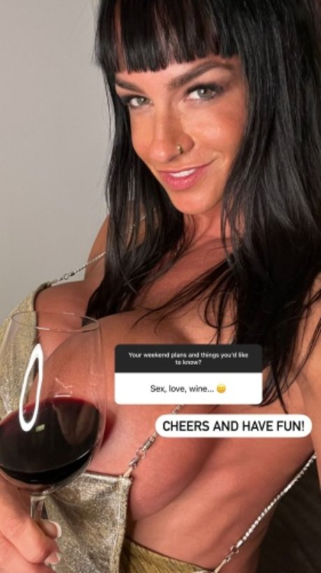 Cindy Landolt model naked img