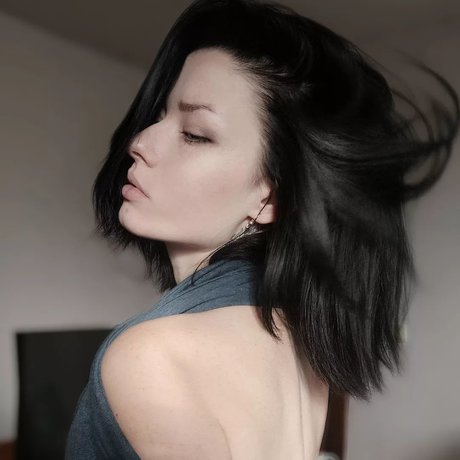 Innervus_ hd actress pic