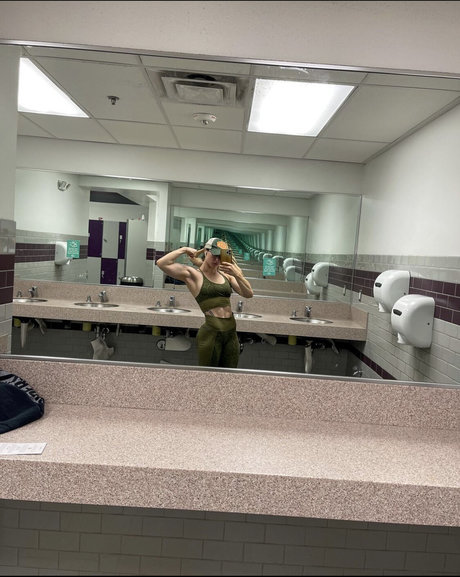 Lean Beef Patty pornstar sexy picture