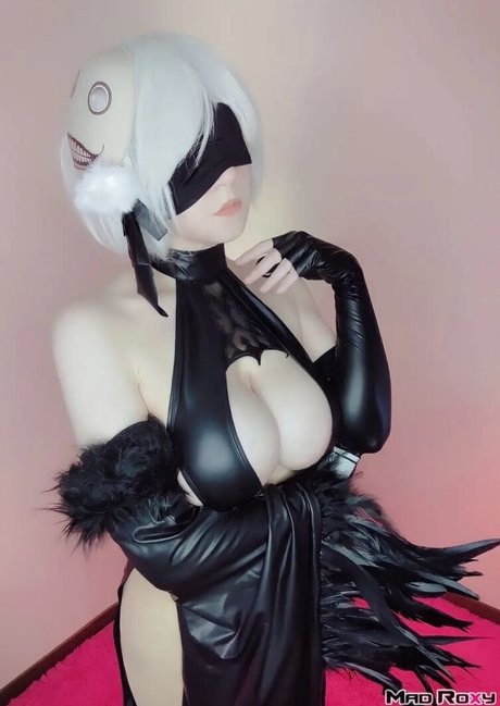 Mad Roxy beautiful model pictures