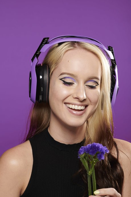 Sonja Reid_ hd pornstar pic