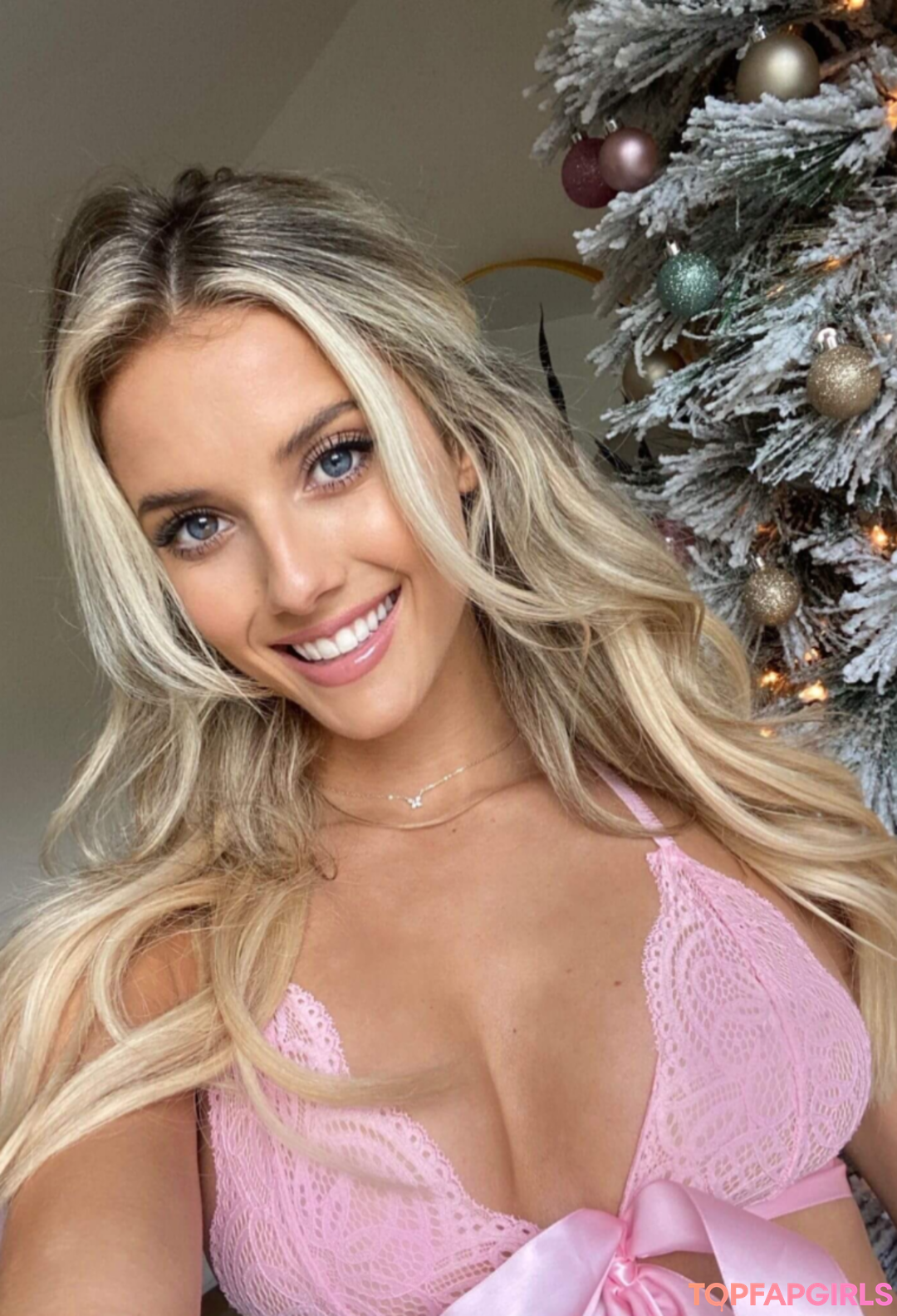 popular trans onlyfans top photos