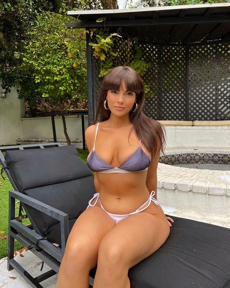 Salarrea hot star img