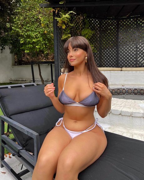 Salarrea pornstar hot pic