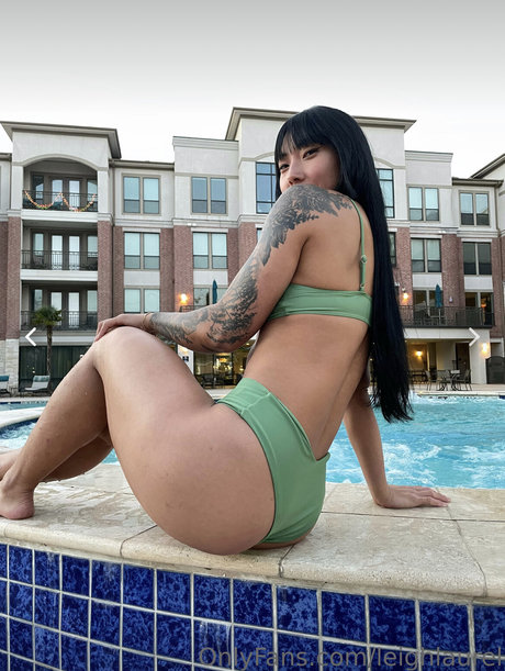 Leigh Laurel_ model perfect galleries