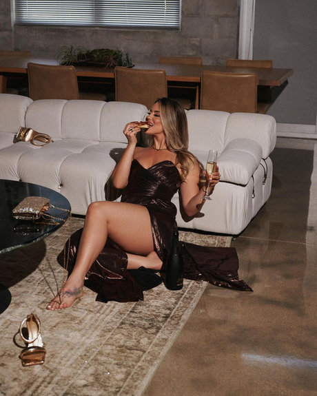 Marissa Dubois_ star art archive