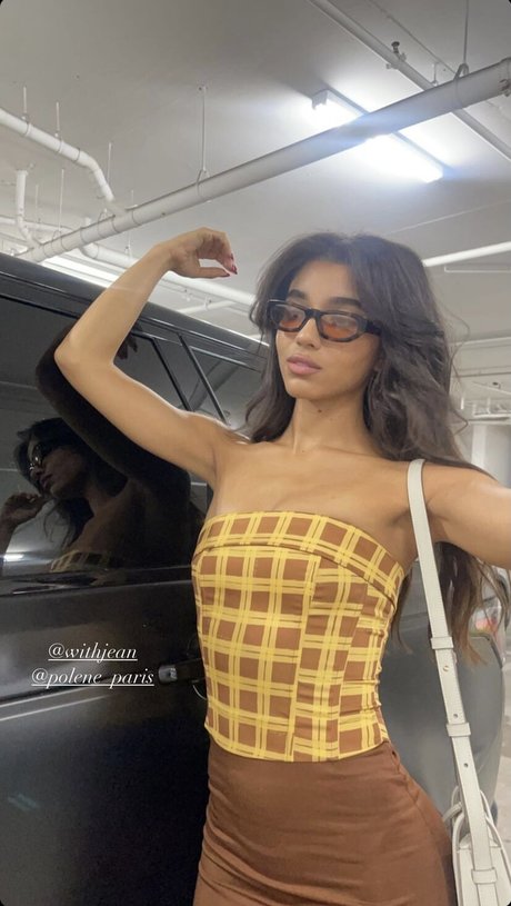 petite girls onlyfans beautiful pictures