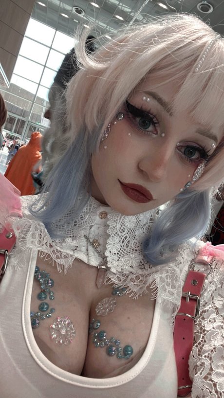 Mochichuu sexy actress image