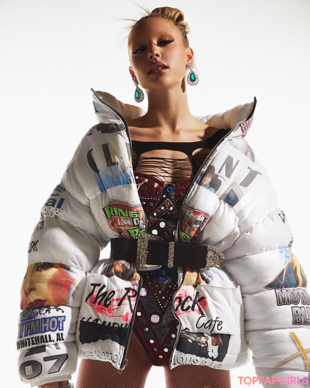 non nude onlyfans erotic img