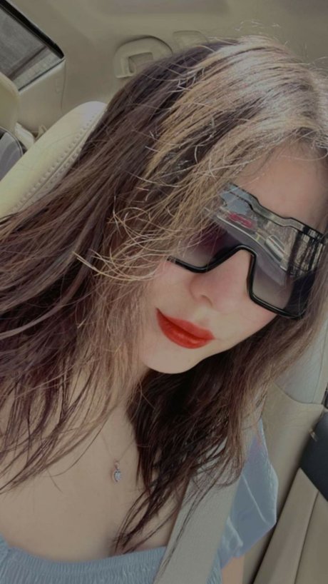 Cielo Saldivar star nudes pic