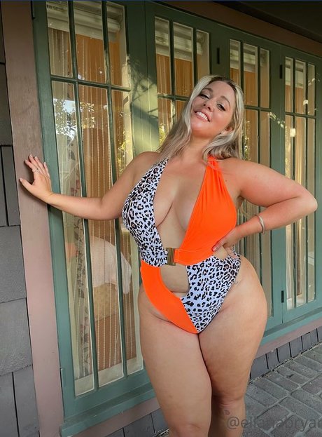 Ellana Bryan model free photo