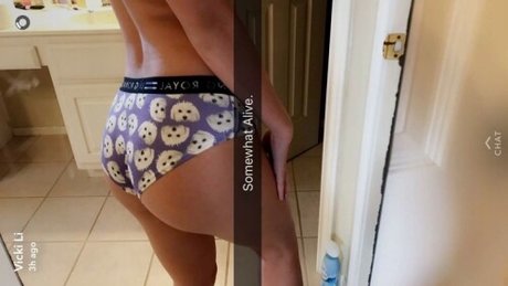 Vicki Li xxx actress img