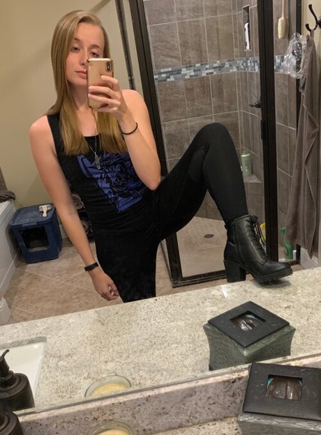 Alanis King perfect star pics