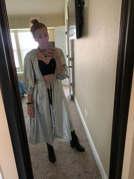 Alanis King model pornographic gallery