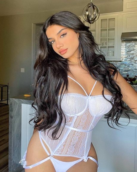 Alishba erotic star archive