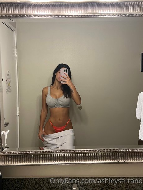 thick latina milf onlyfans free nude pictures