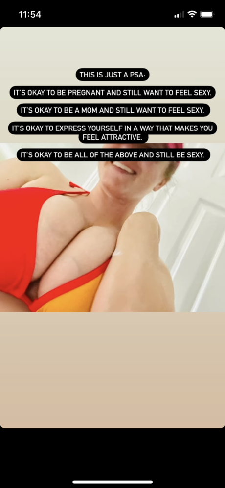 flat chested onlyfans pornos image