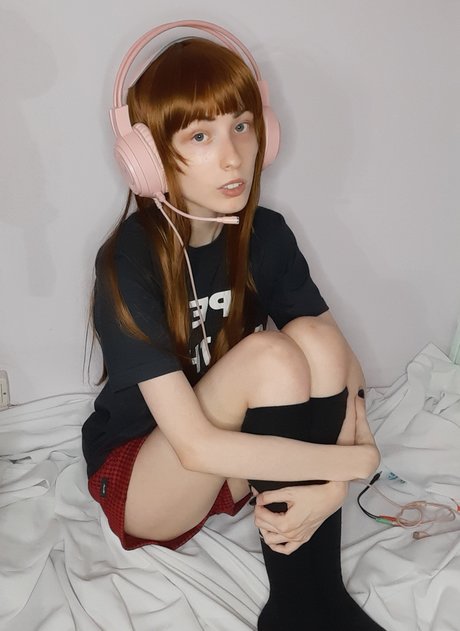 Kiki Glitter Cosplay porn model photos
