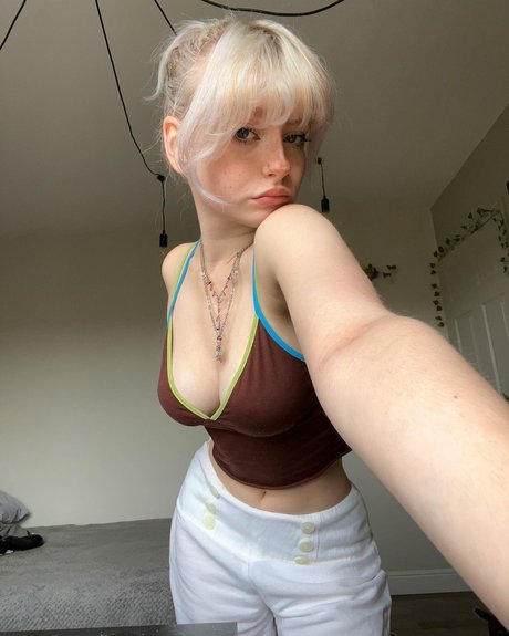 M Ae 3 nudes model galleries