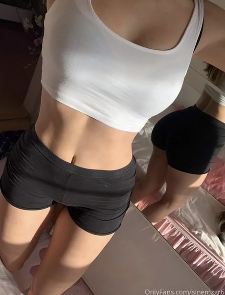 Sinem Ozgur star pretty photo