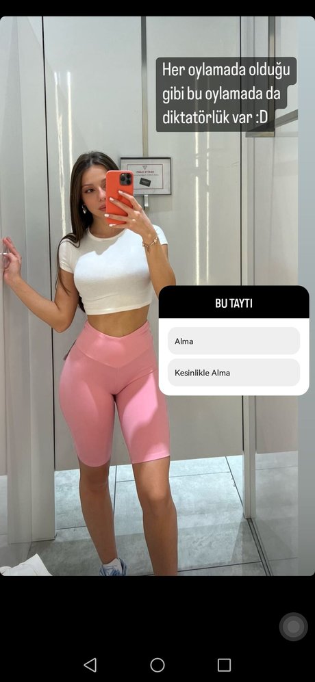 Sinem Ozgur model top photos