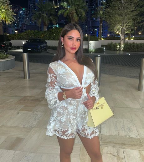 Ana Paula Saenz sexy pornstar images