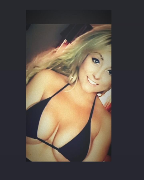 hot mature onlyfans naked images