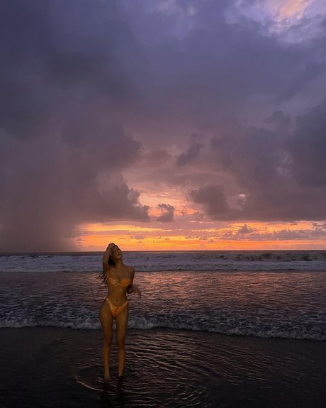 Kathryn Tan exclusive actress pics