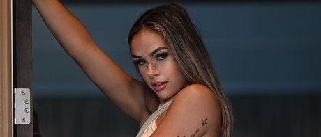 Tess Yancey star high quality image