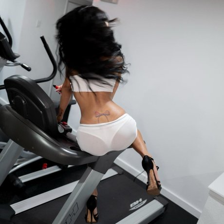 ladyboy asian onlyfans art nude pics