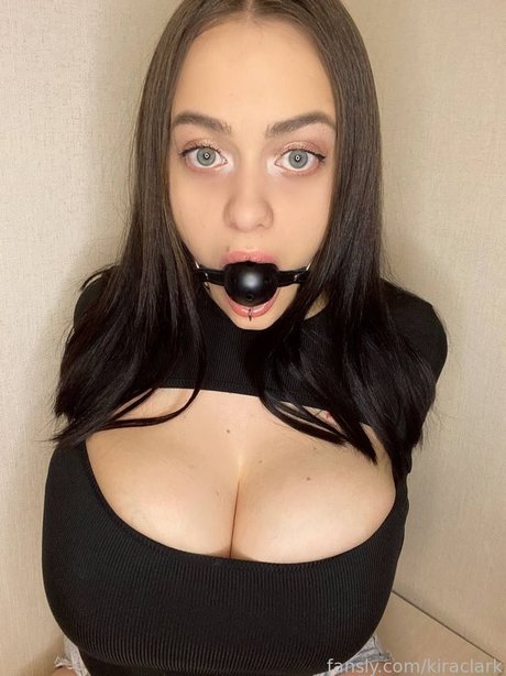 Kira Clark adult actress photos