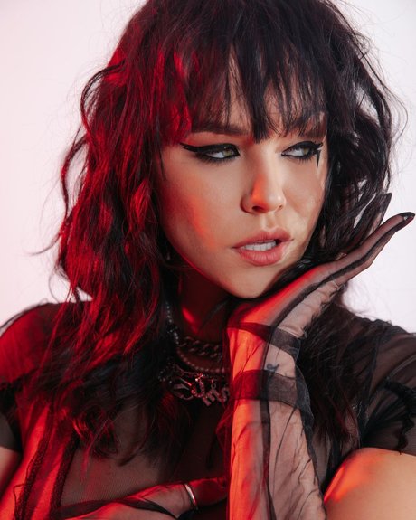 Taylor Upsahl_ pornstar beautiful picture