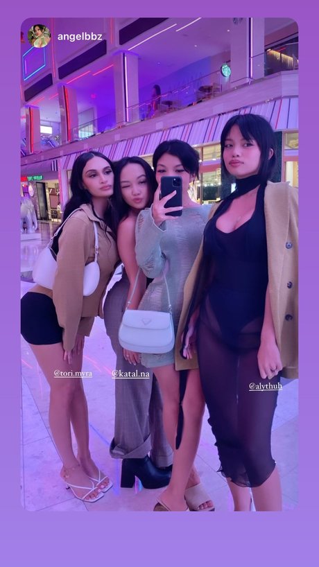 big tits blonde onlyfans free gallery