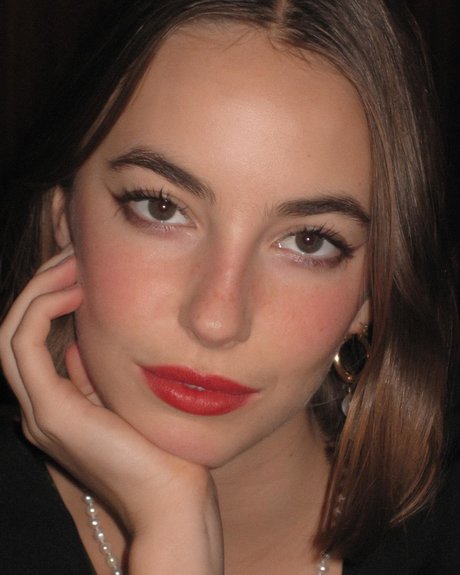 Amelie Manzoli nice star archive