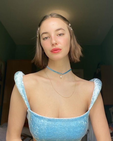 Amelie Manzoli star best picture