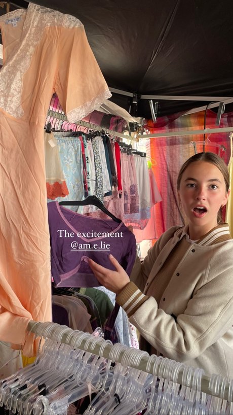 Amelie Manzoli naked star pic