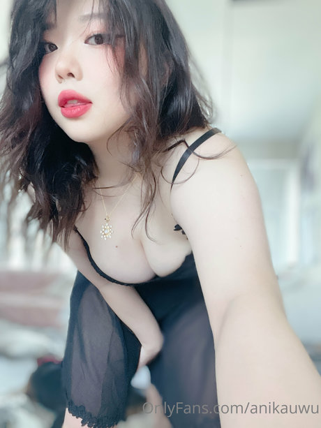 Anikauwu adult model photos