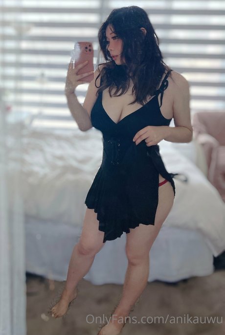 famous onlyfans sexy pic