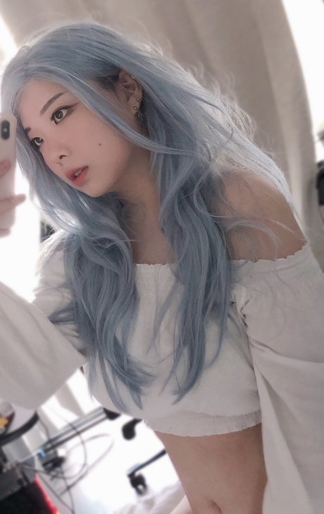 Anikauwu naked star photo