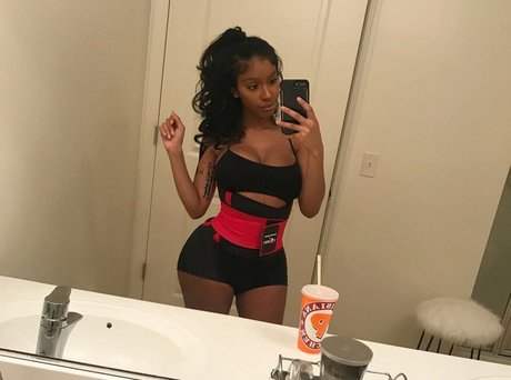 Ashley Burgos top actress photos