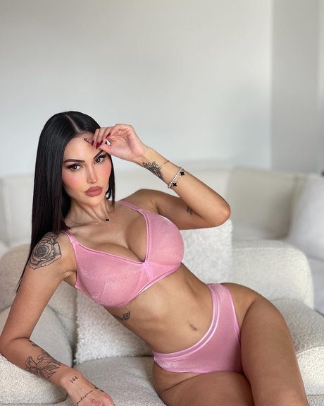 Annelese Milton pornstar exclusive galleries