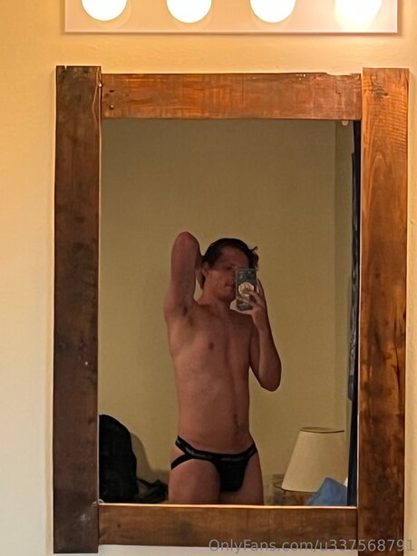 U337568791 star adult archive