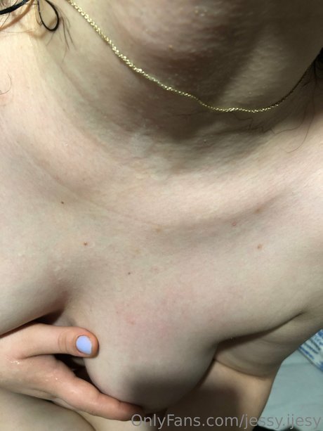 jessy ijesy model naked image