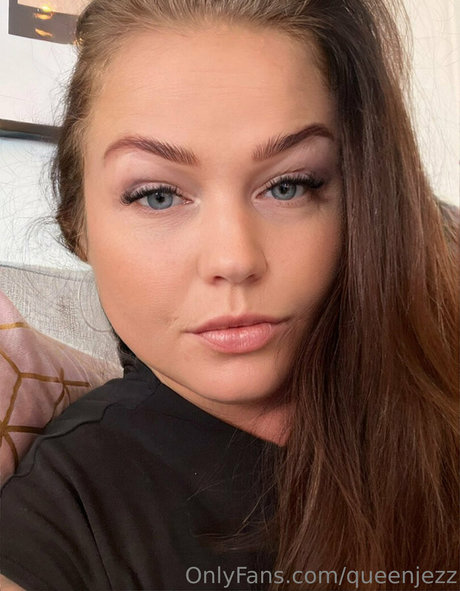 Queenjezz nudes star gallery