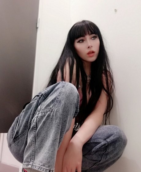 angelvamp art model pictures