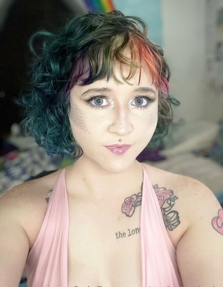 Catholic virgin pretty star pic