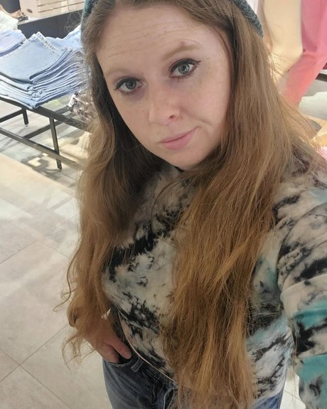 Teddy Souless naked model pic